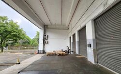 Logistech (D17), Warehouse #562633121